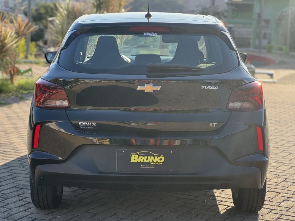 Chevrolet Onix Hatch