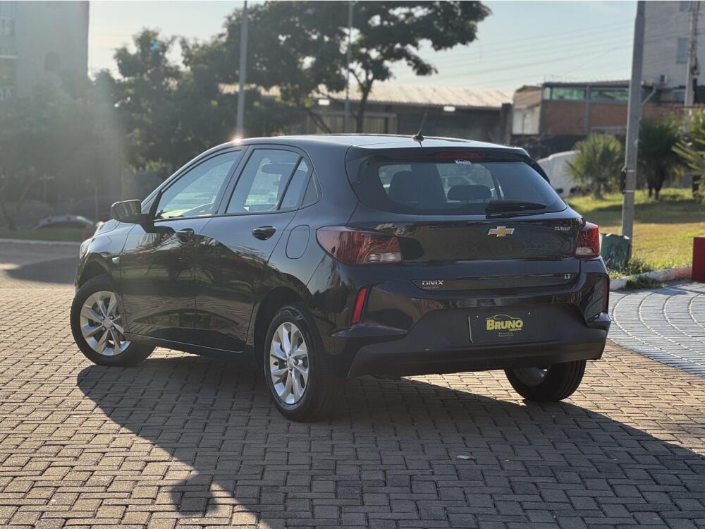 Chevrolet Onix Hatch