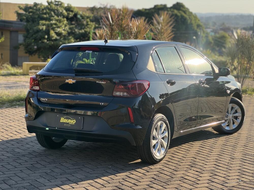 Chevrolet Onix Hatch