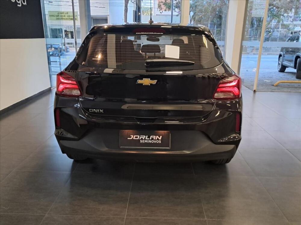 Chevrolet Onix Hatch