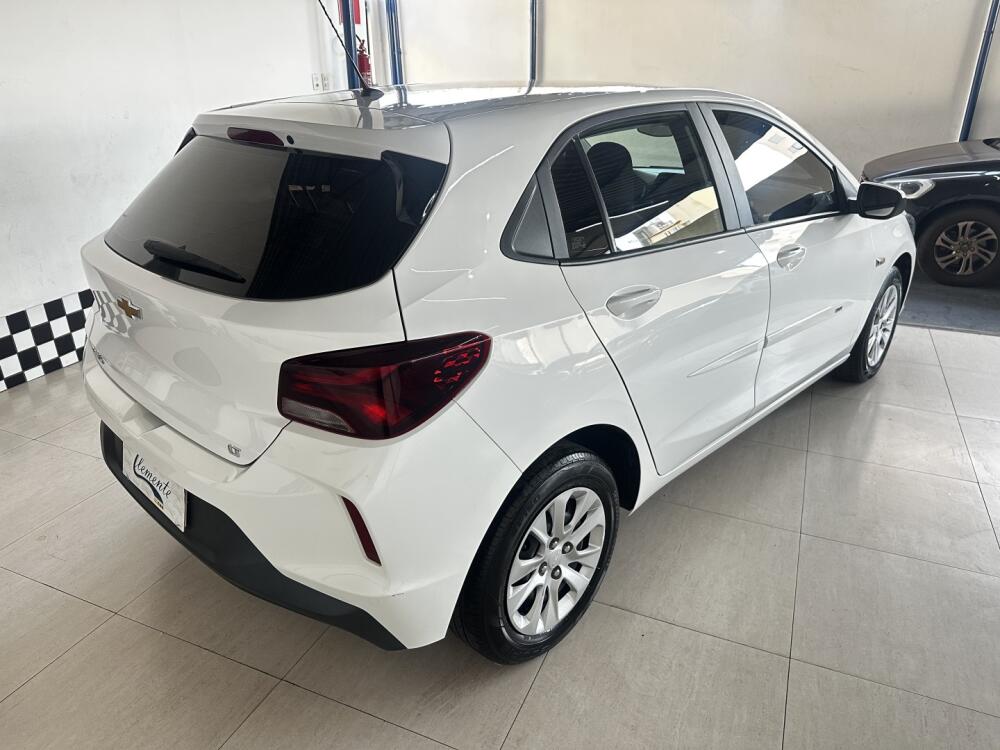 Chevrolet Onix Hatch