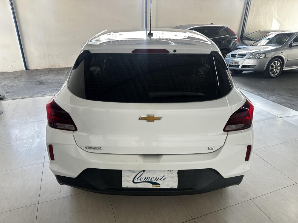 Chevrolet Onix Hatch