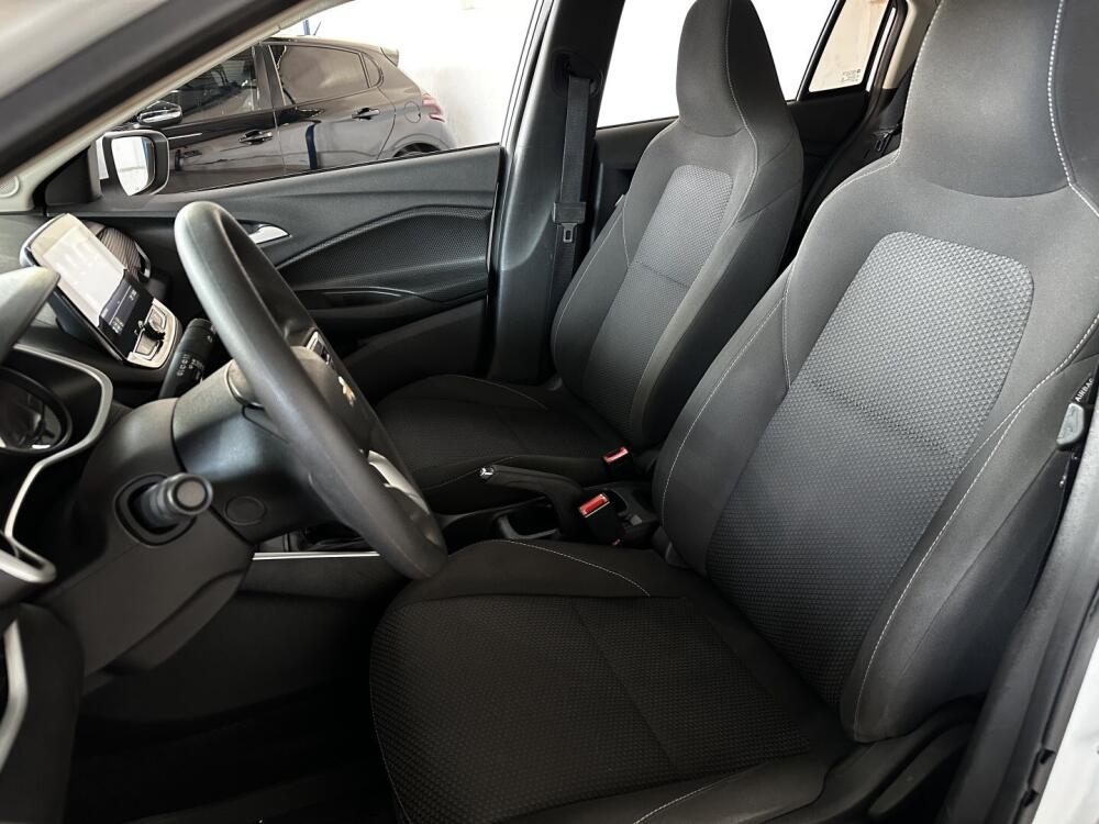 Chevrolet Onix Hatch