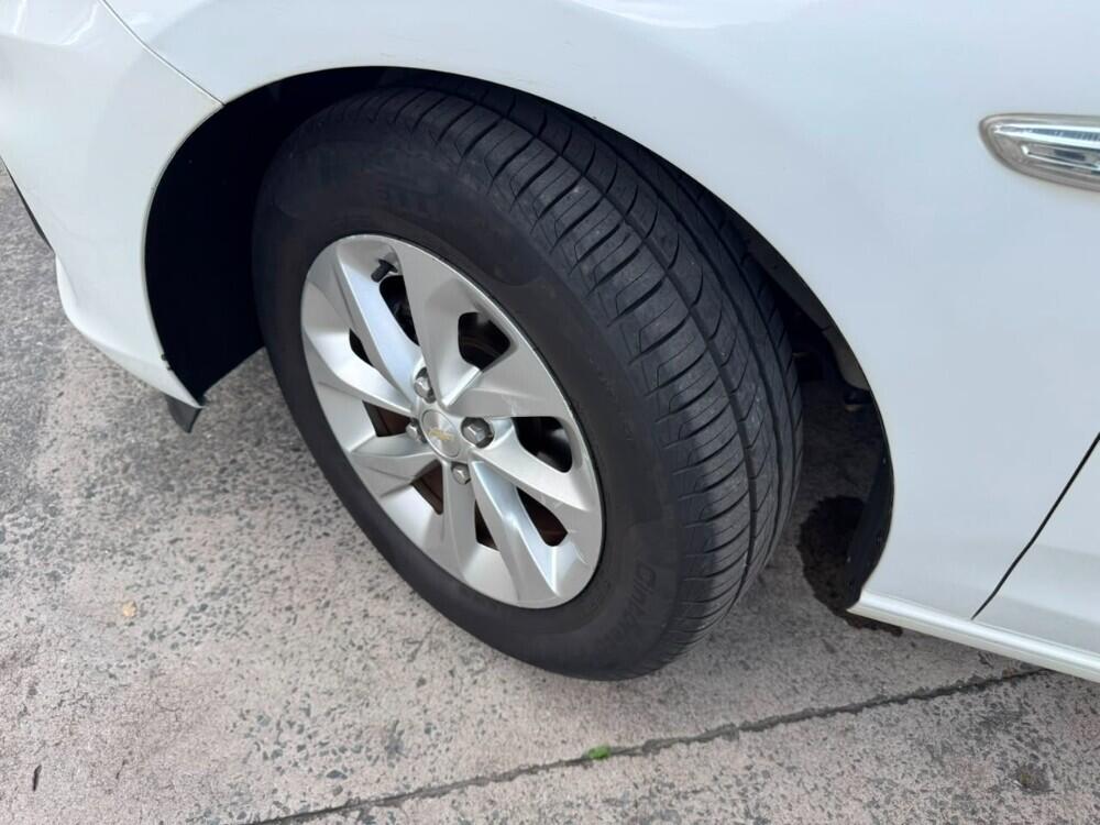 Chevrolet Onix Hatch