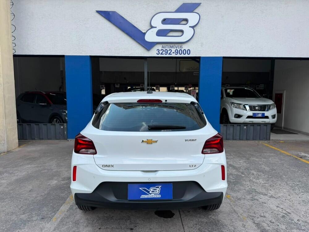 Chevrolet Onix Hatch
