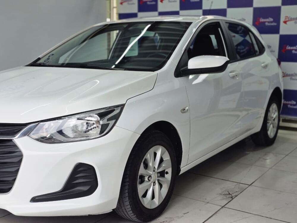 Chevrolet Onix Hatch