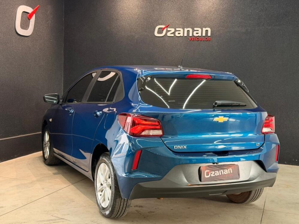 Chevrolet Onix Hatch
