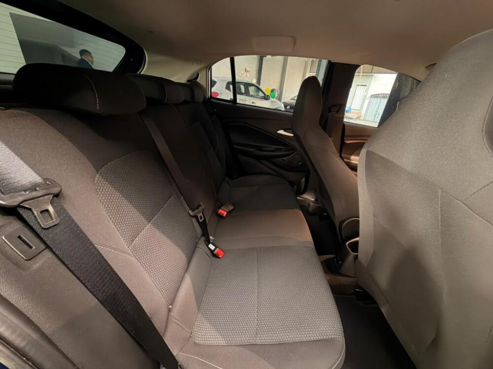 Chevrolet Onix Hatch