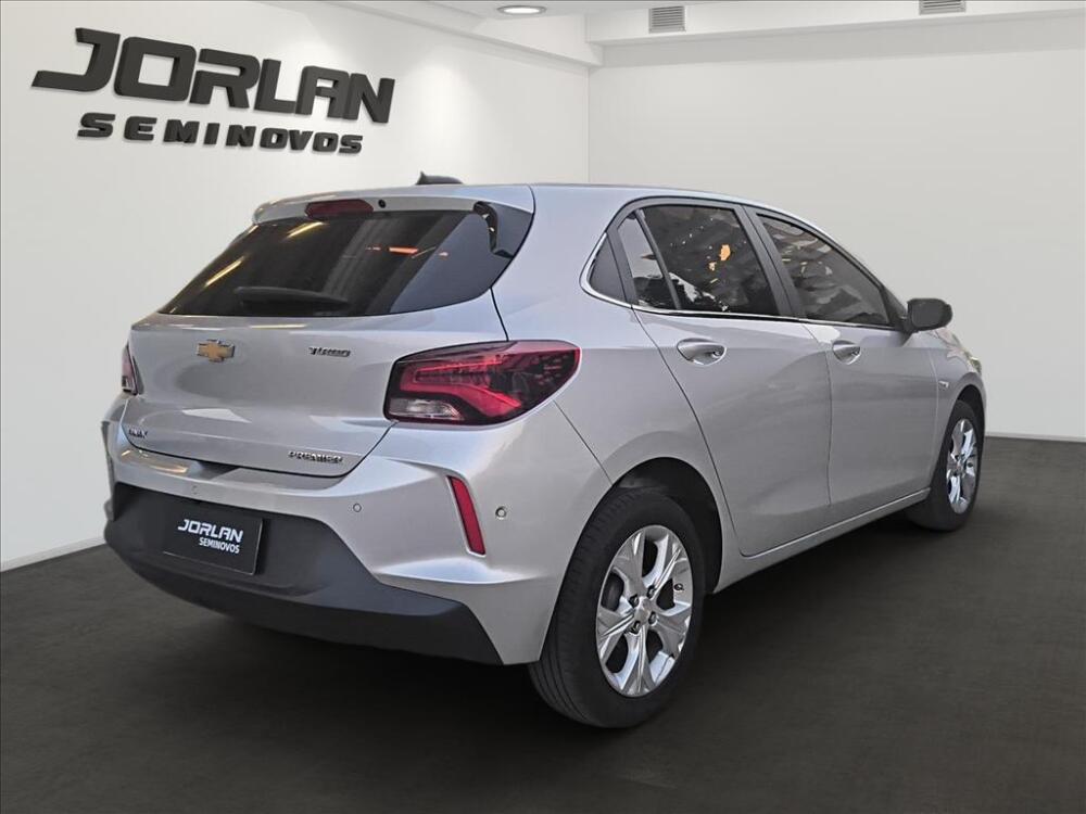 Chevrolet Onix Hatch