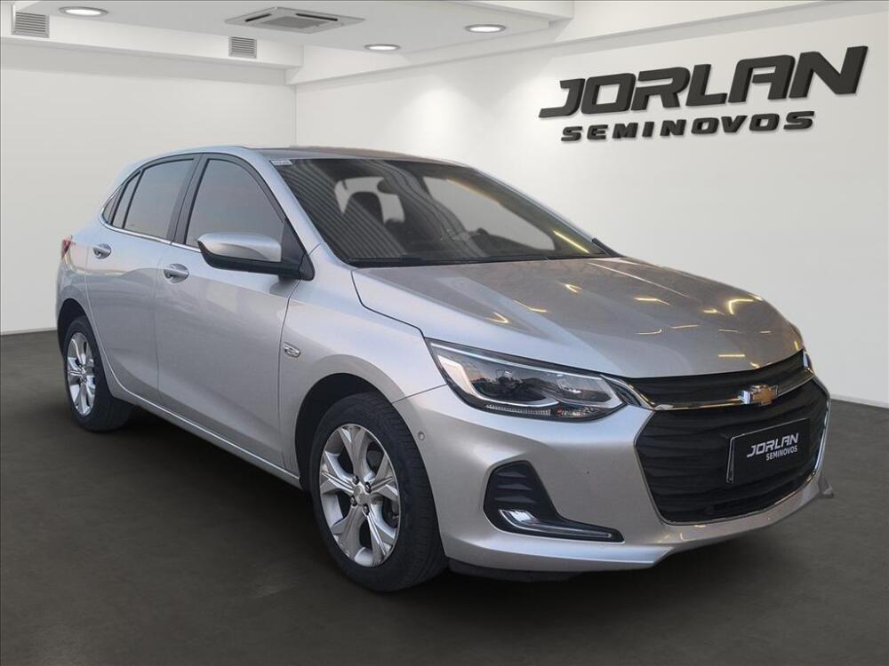 Chevrolet Onix Hatch