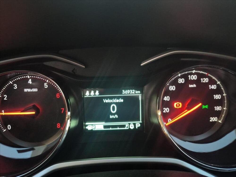 Chevrolet Onix Hatch