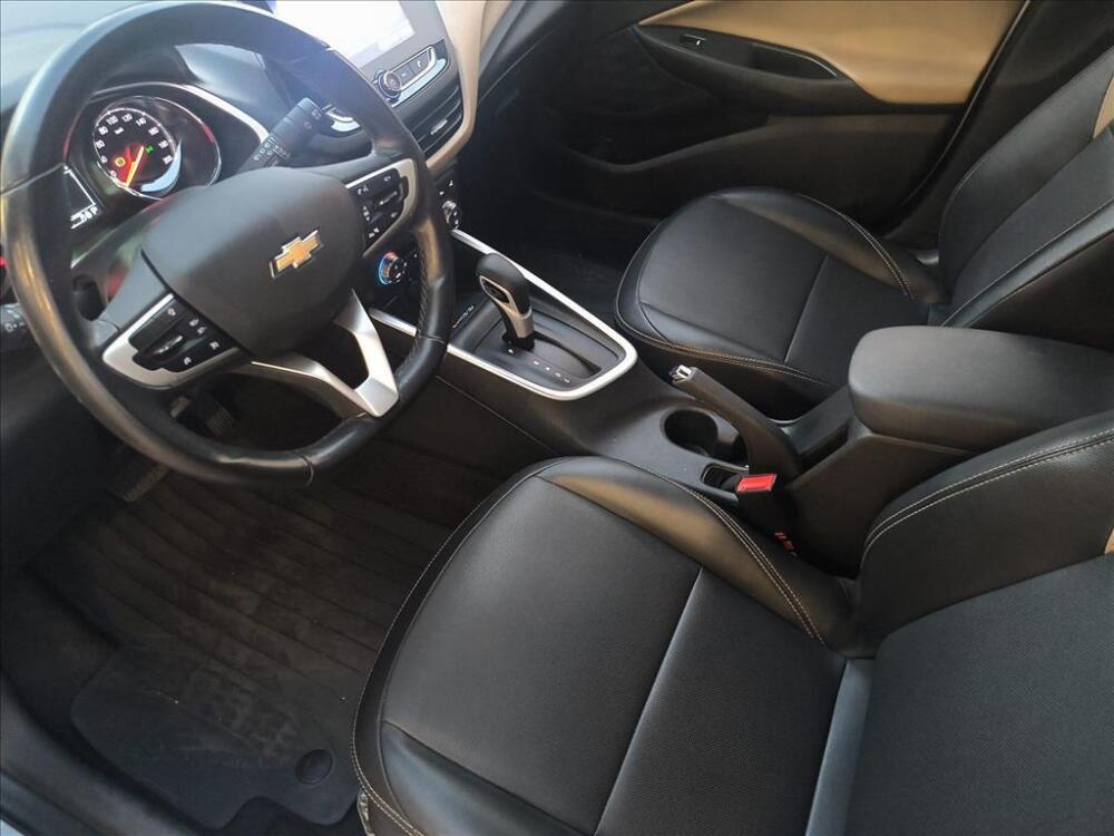 Chevrolet Onix Hatch