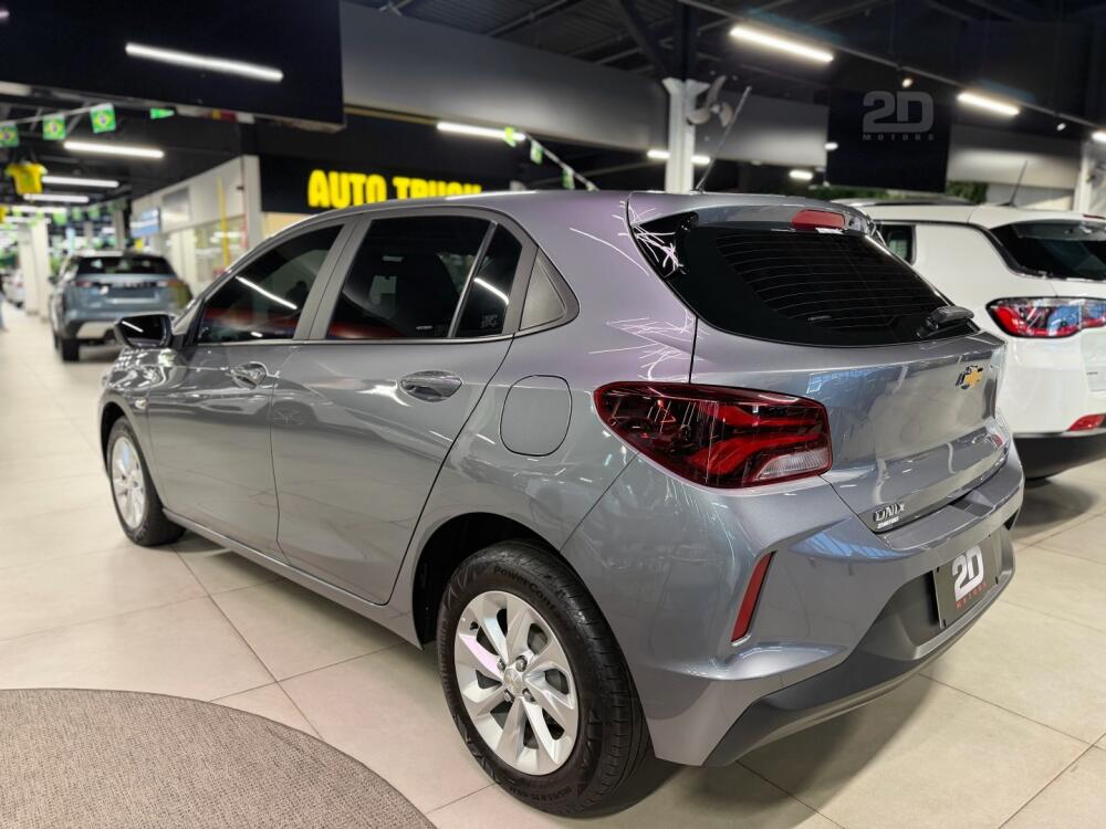 Chevrolet Onix Hatch