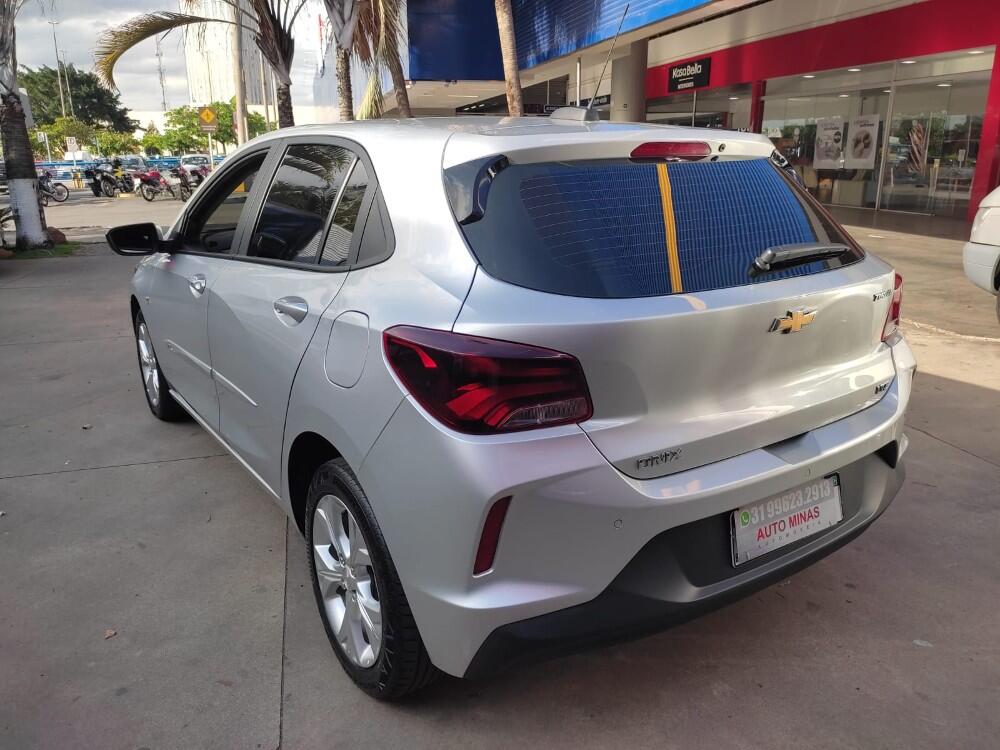 Chevrolet Onix Hatch
