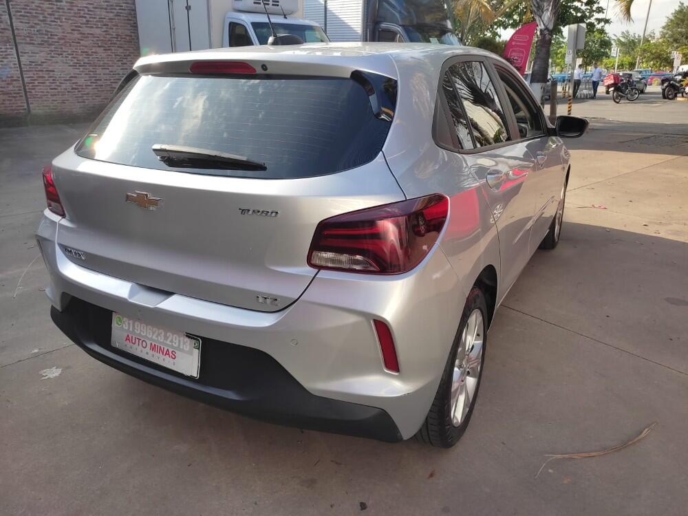 Chevrolet Onix Hatch