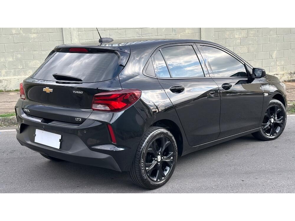 Chevrolet Onix Hatch