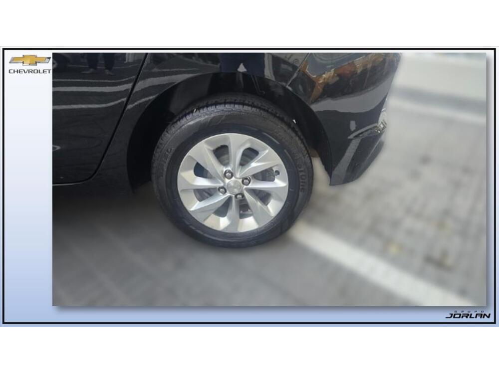 Chevrolet Onix Hatch