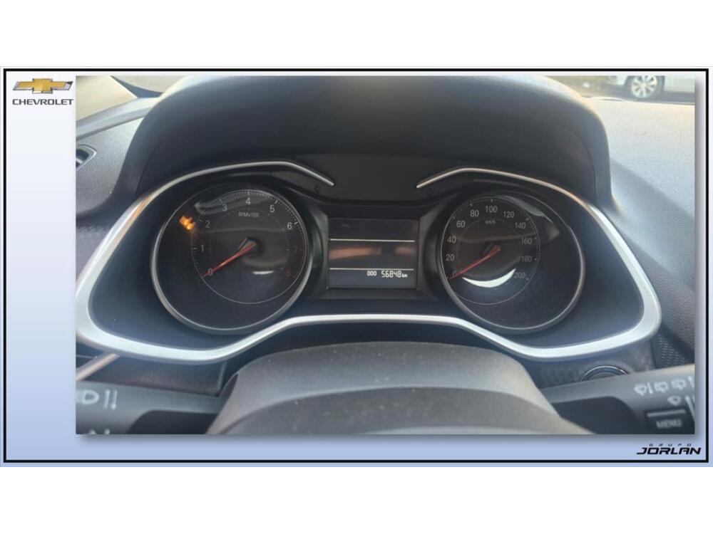 Chevrolet Onix Hatch