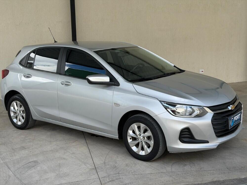 Chevrolet Onix Hatch