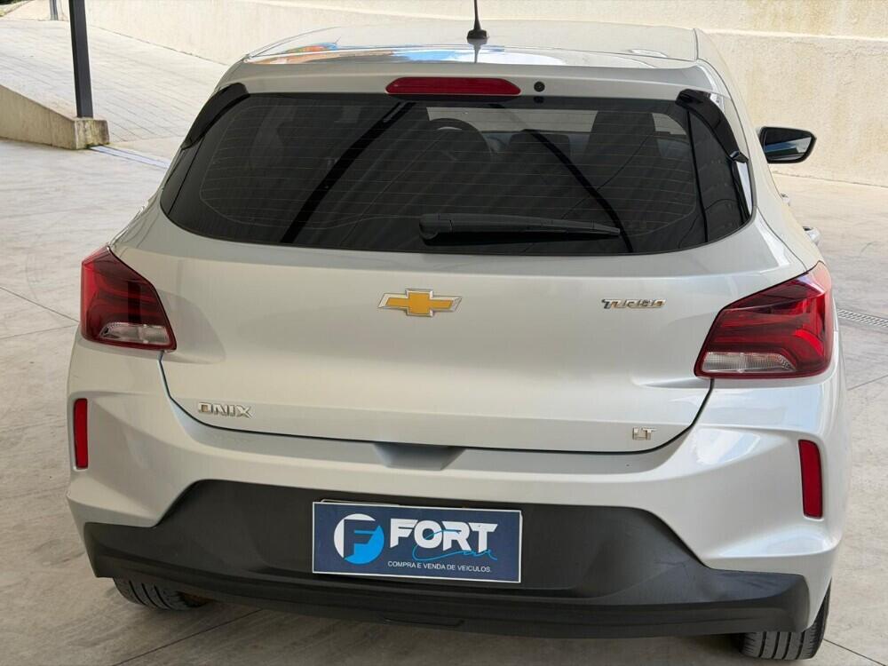 Chevrolet Onix Hatch