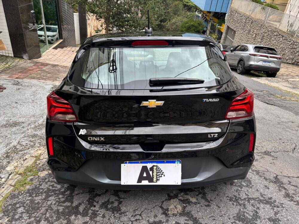 Chevrolet Onix Hatch