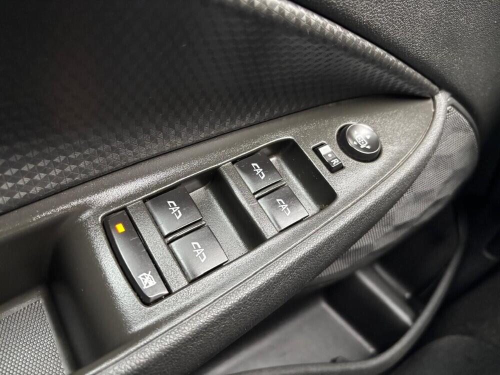 Chevrolet Onix Hatch