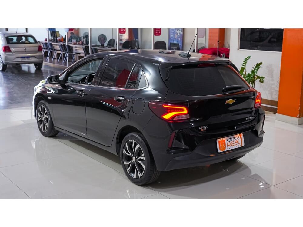 Chevrolet Onix Hatch