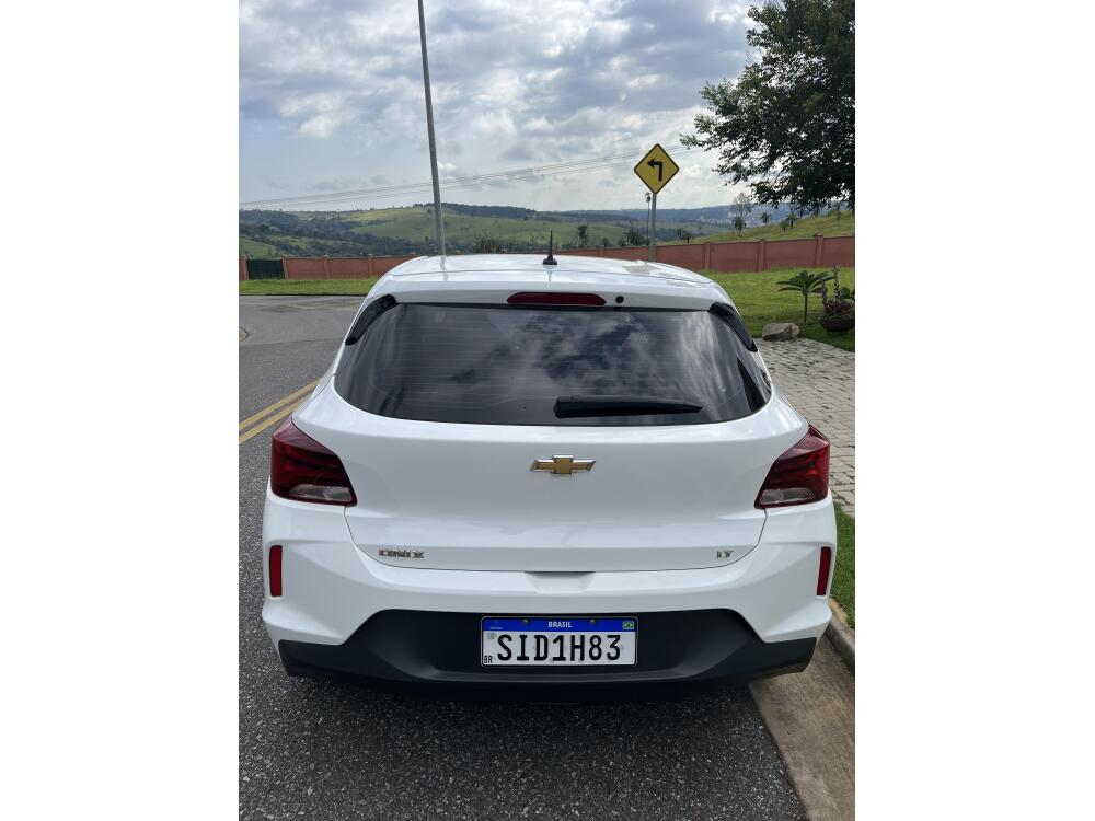 Chevrolet Onix Hatch