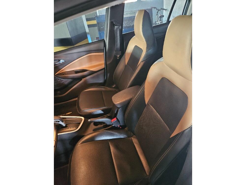 Chevrolet Onix Hatch