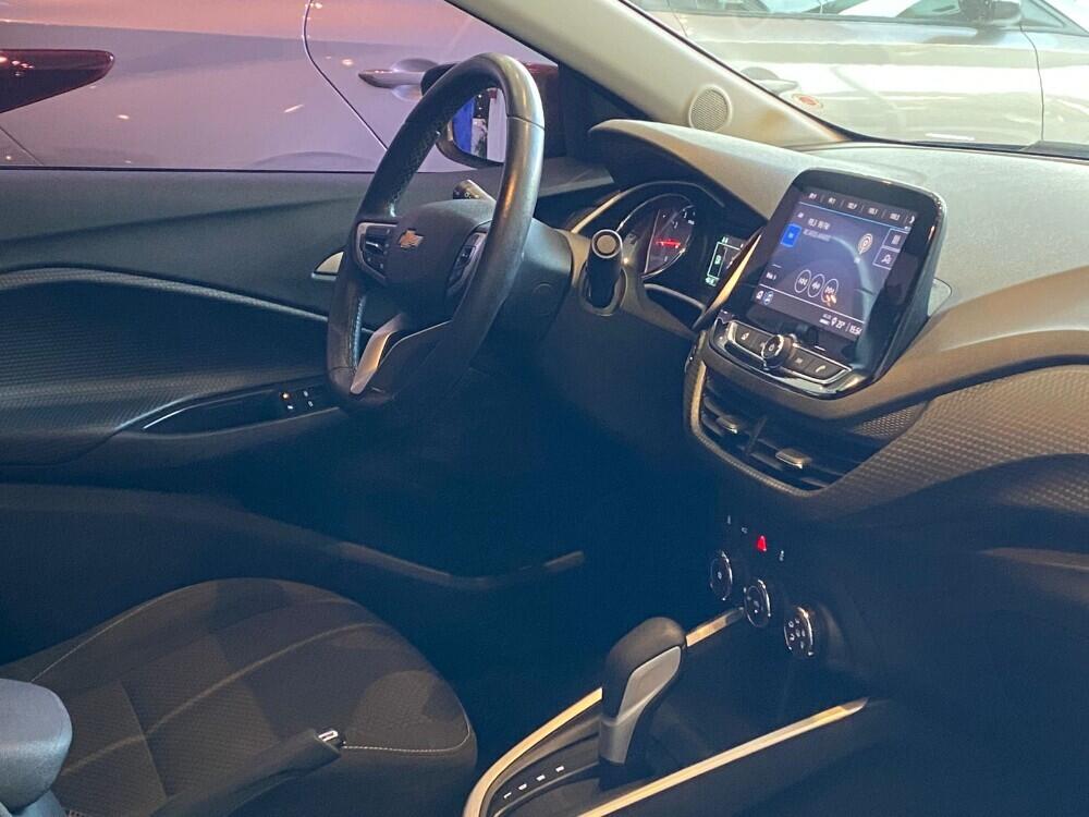 Chevrolet Onix Hatch