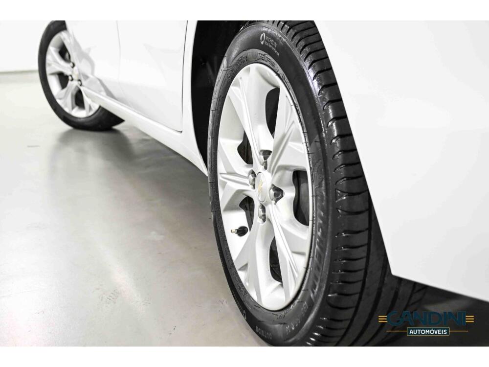 Chevrolet Onix Hatch