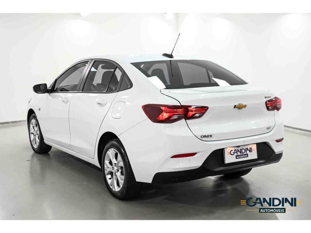 Chevrolet Onix Hatch