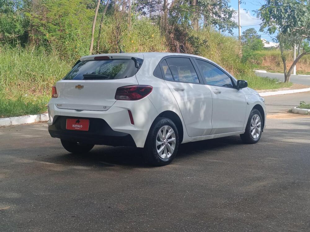 Chevrolet Onix Hatch