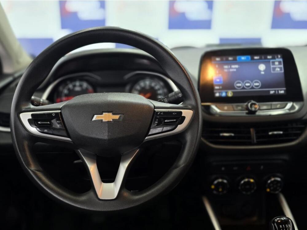 Chevrolet Onix Hatch