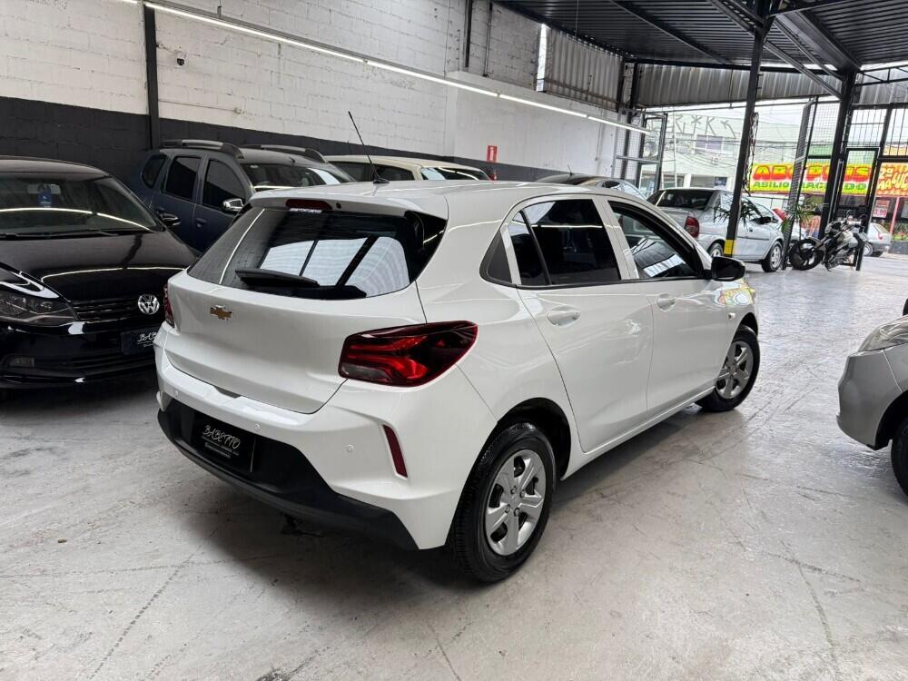 Chevrolet Onix Hatch