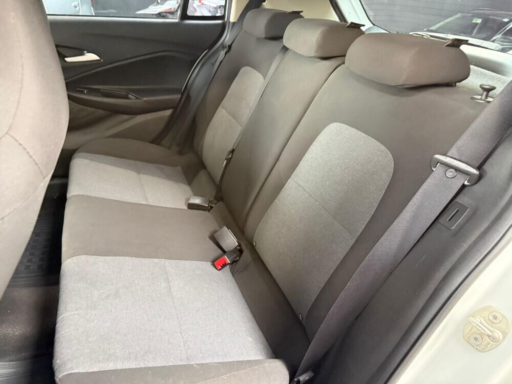 Chevrolet Onix Hatch