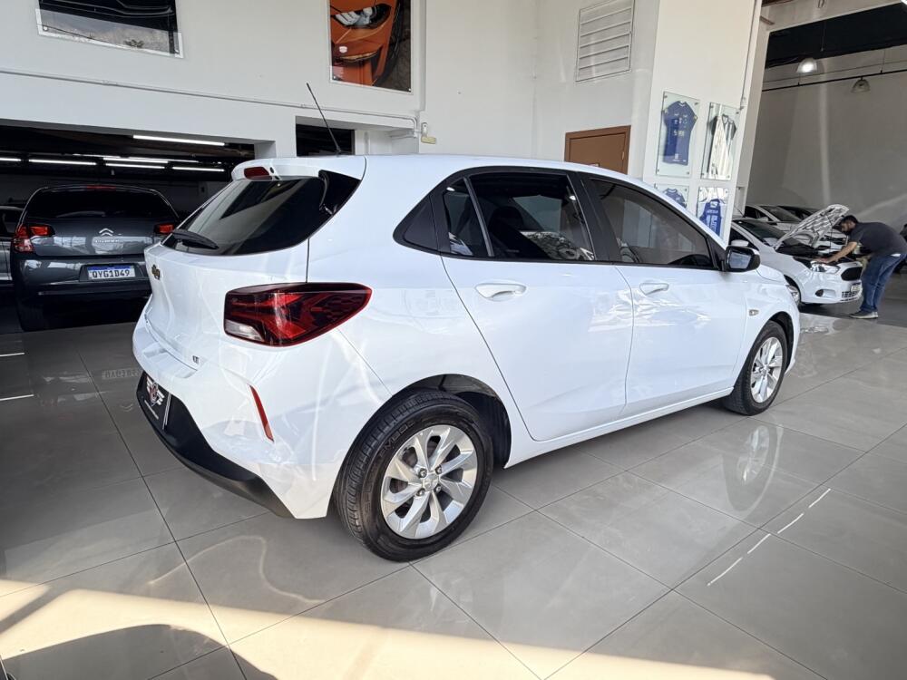 Chevrolet Onix Hatch
