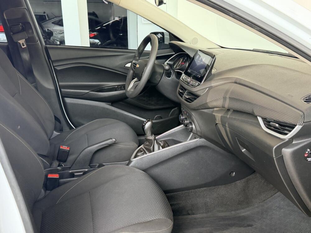 Chevrolet Onix Hatch