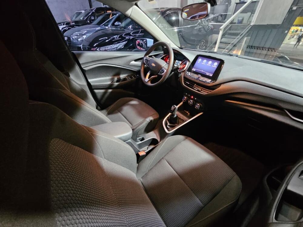 Chevrolet Onix Hatch