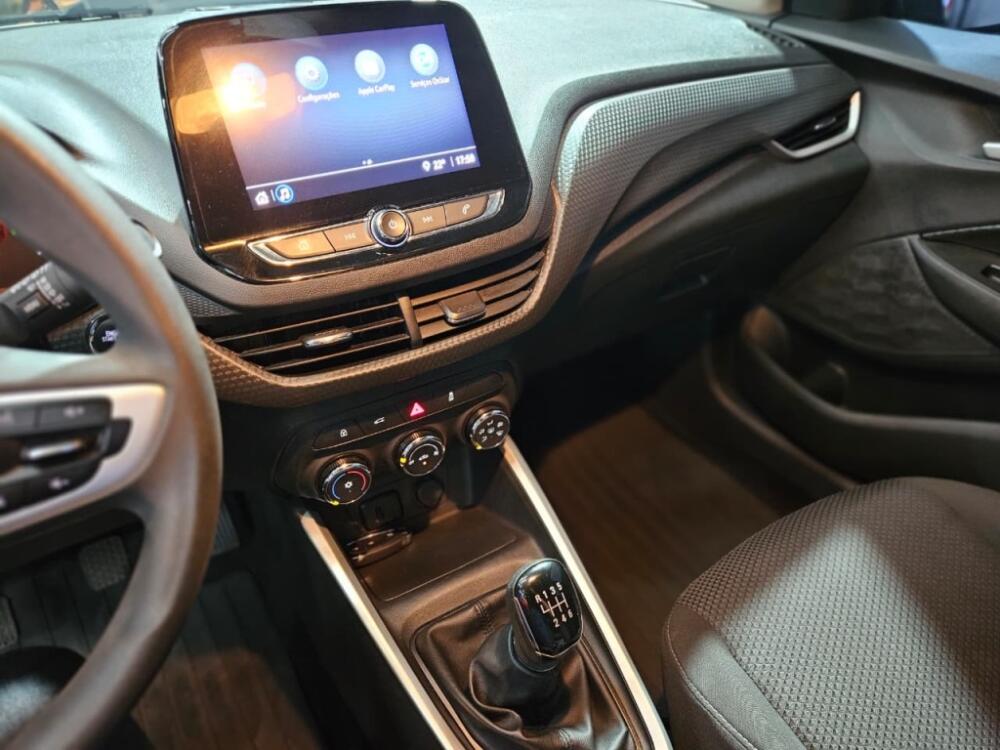 Chevrolet Onix Hatch