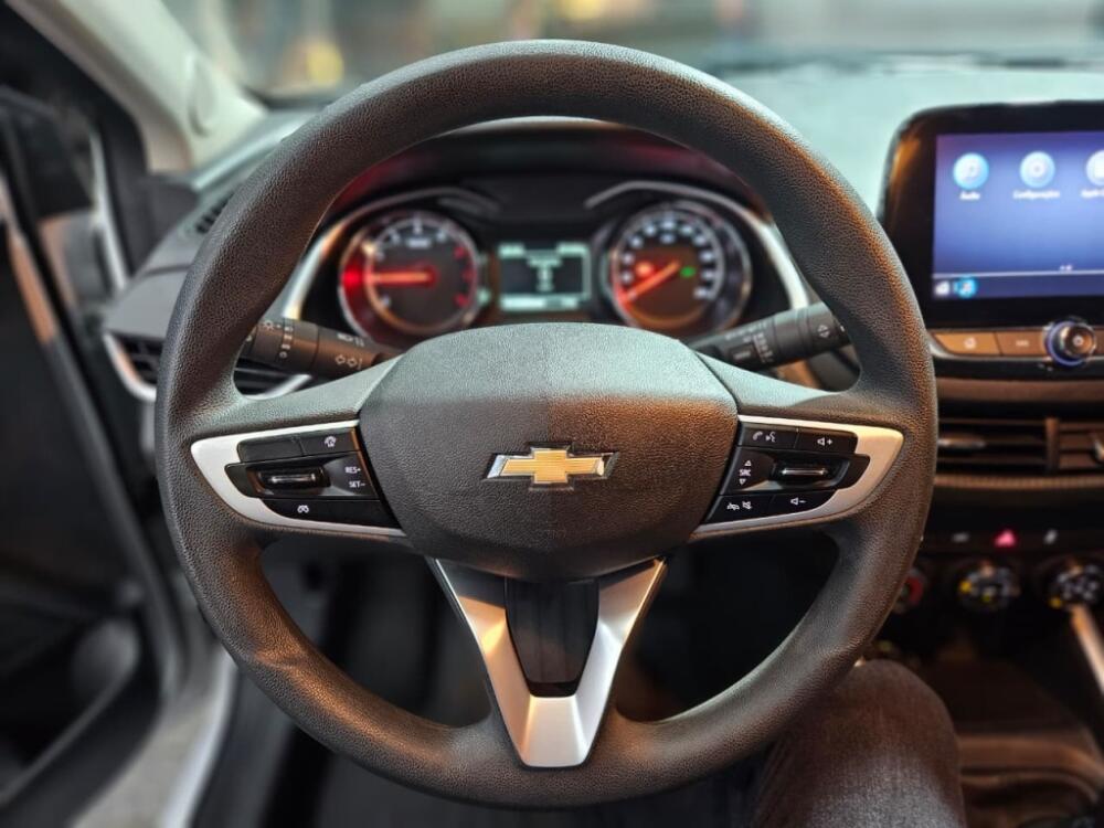 Chevrolet Onix Hatch