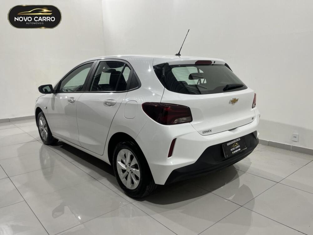 Chevrolet Onix Hatch