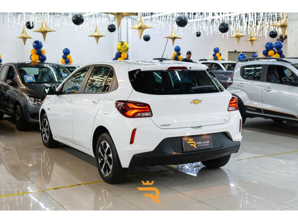 Chevrolet Onix Hatch