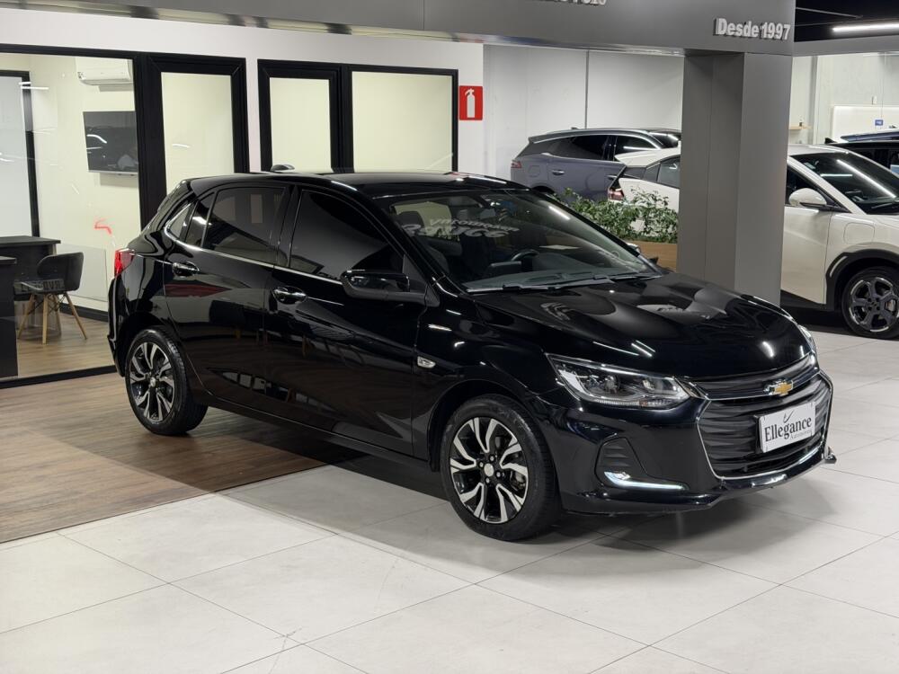 Chevrolet Onix Hatch