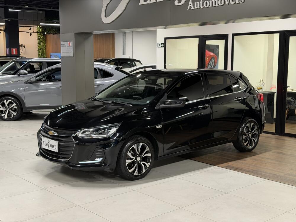 Chevrolet Onix Hatch