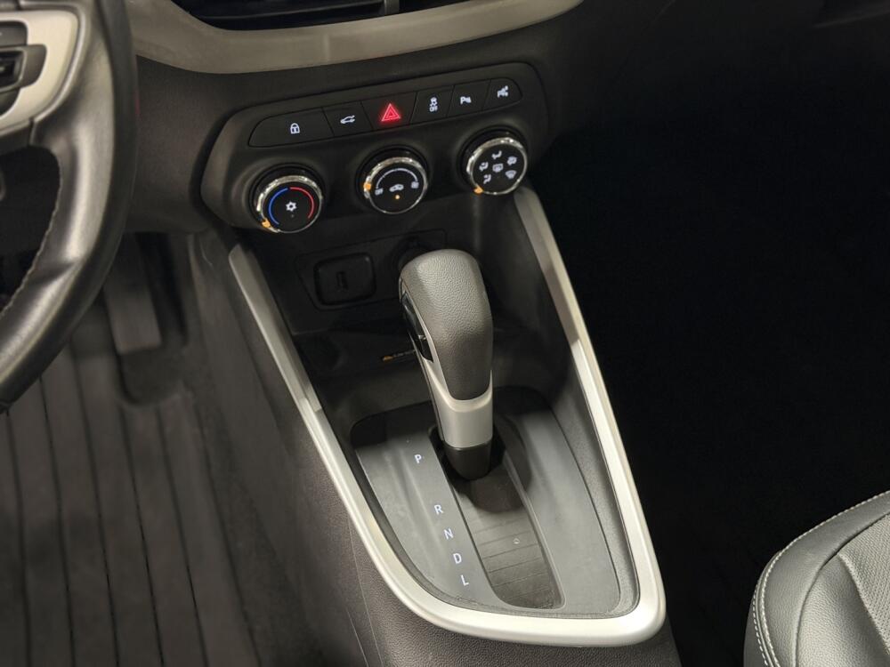 Chevrolet Onix Hatch