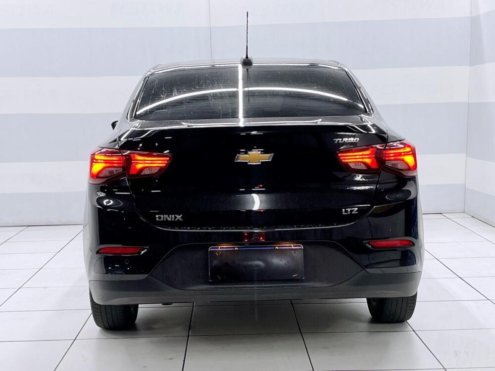 Chevrolet Onix Hatch