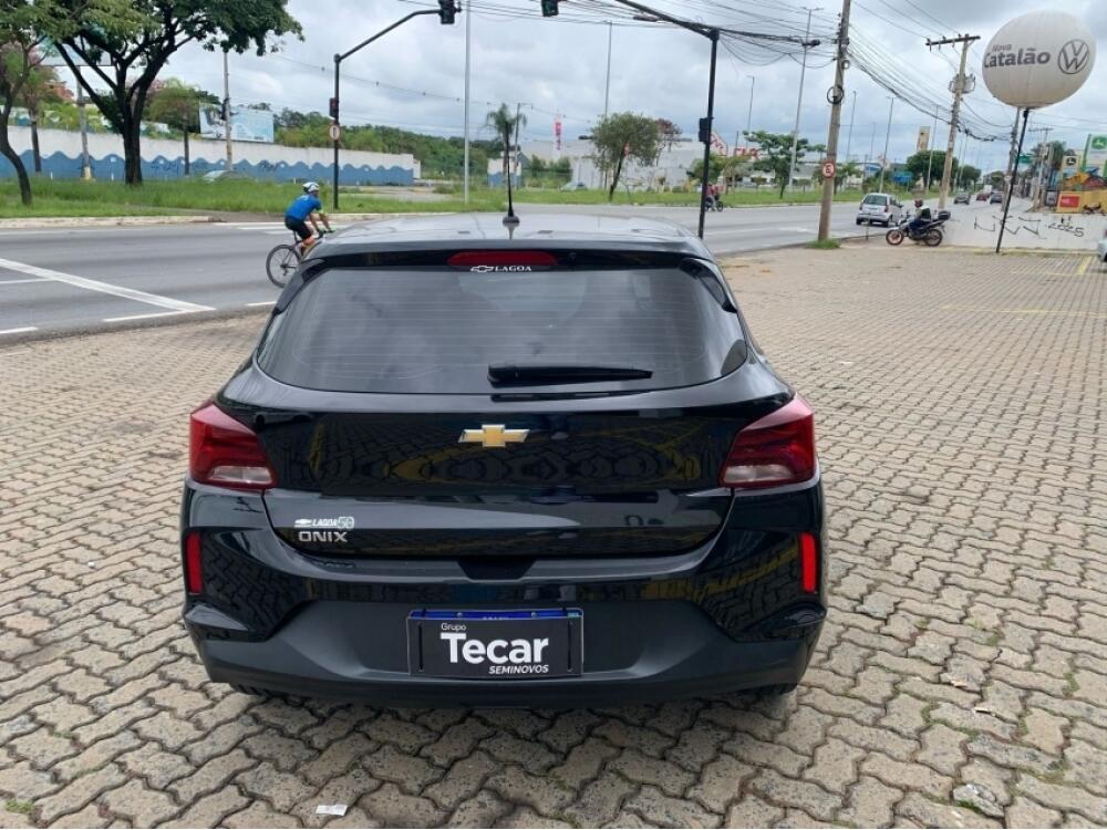 Chevrolet Onix Hatch