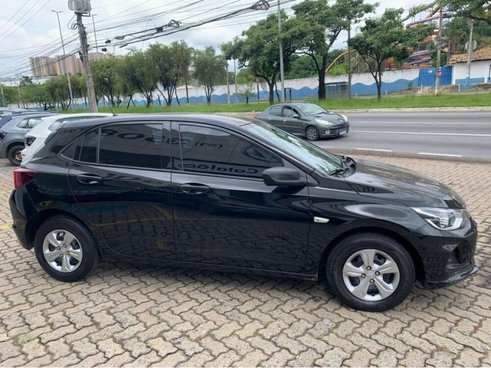 Chevrolet Onix Hatch