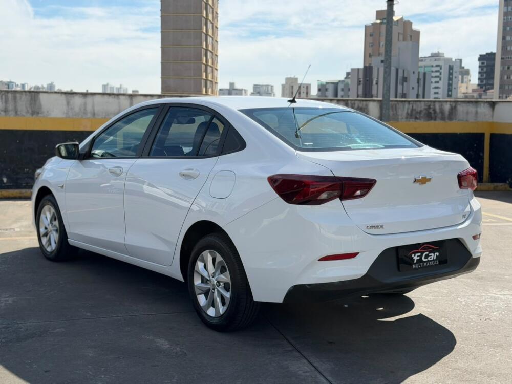 Chevrolet Onix Hatch